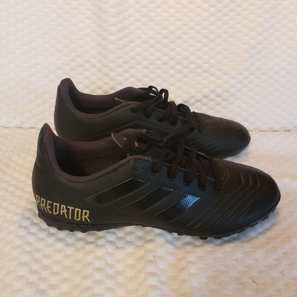 New Adidas soccer Predators 19.4 - Picture 2 of 5